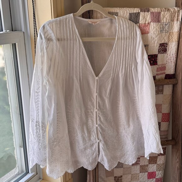 Solitaire Flowy Embroidered Top - Picture 2 of 7